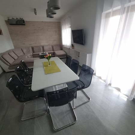 דירות פוסדריה Apartman Bura חדר תמונה