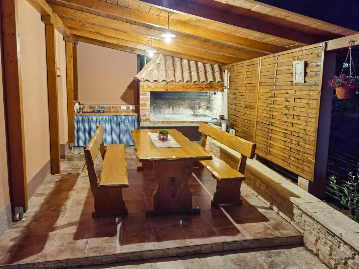 דירות פוסדריה Apartman Bura מראה חיצוני תמונה